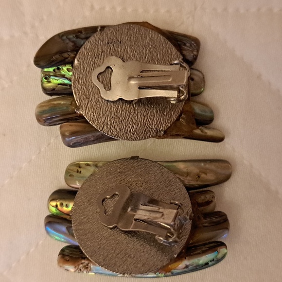 Abalone pin 3 x 1 half and clip earrings. Vintage new  with Swarovski crystals - Picture 3 of 7